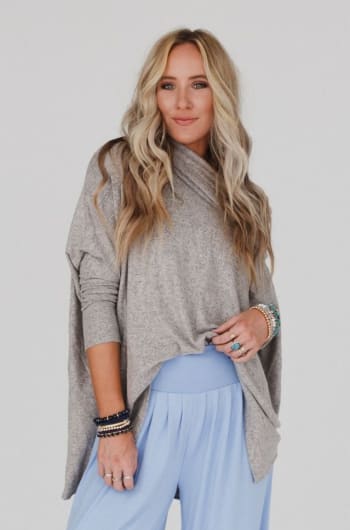 so-versatile-flowy-knit-sweater-oatmeal/Oatmeal