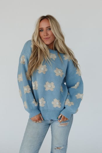 rainy-bloom-sweater-blue/Blue