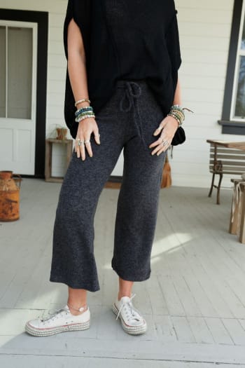 celebration-soul-drawstring-pants-black/Black