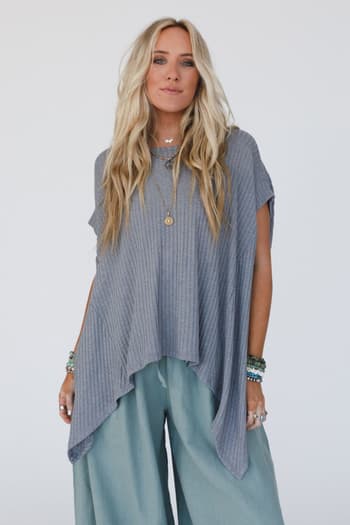 everleigh-textured-tunic-top-heather-gray/Heather Gray