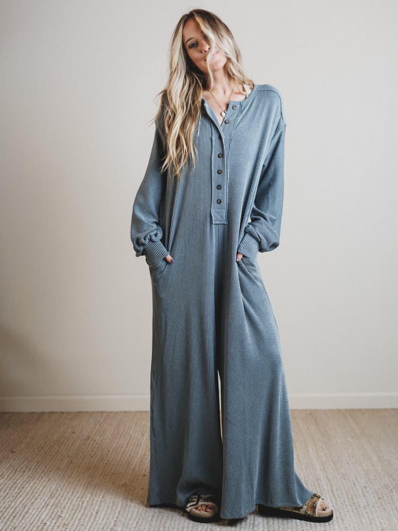 The Nest Daphne Textured Long Sleeve Jumpsuit - Acorn – CY Fashion