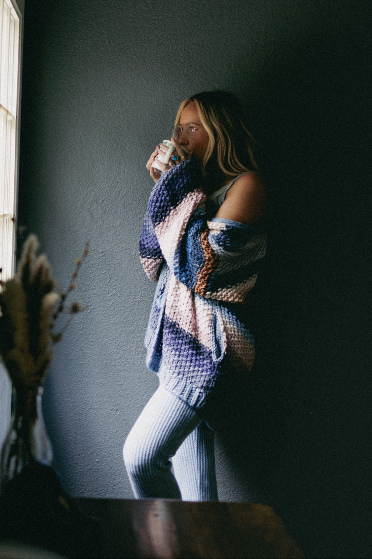 Shop Lounge >