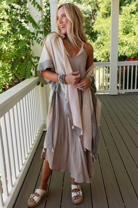 Vivo Pelia Butterfly Kimono - Navy / Peach Print