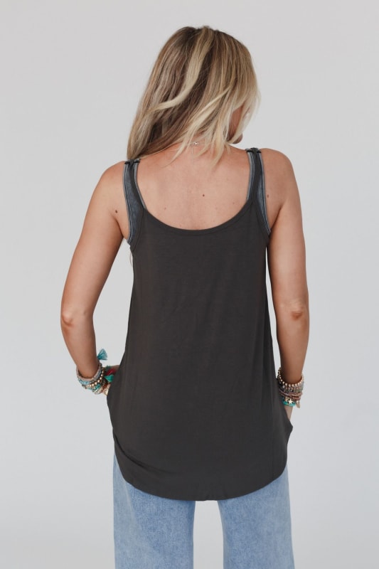 Enti Clothing Heather Gray Striped Burnout tank & necklace